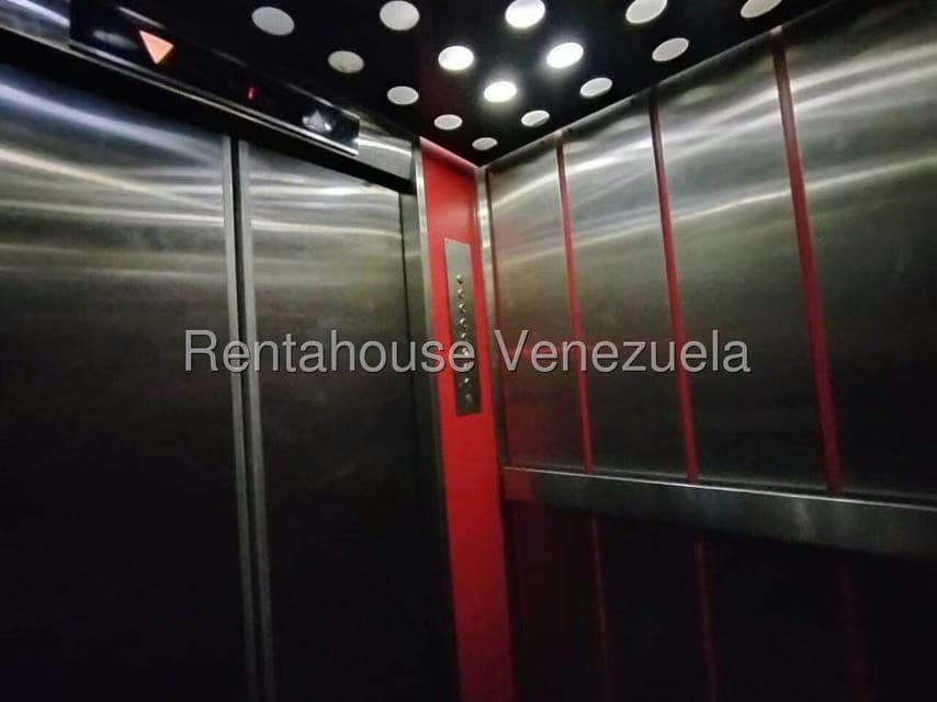 Comercial (Oficina) en Alquiler en La Urbina, Distrito Metropolitano - 16
