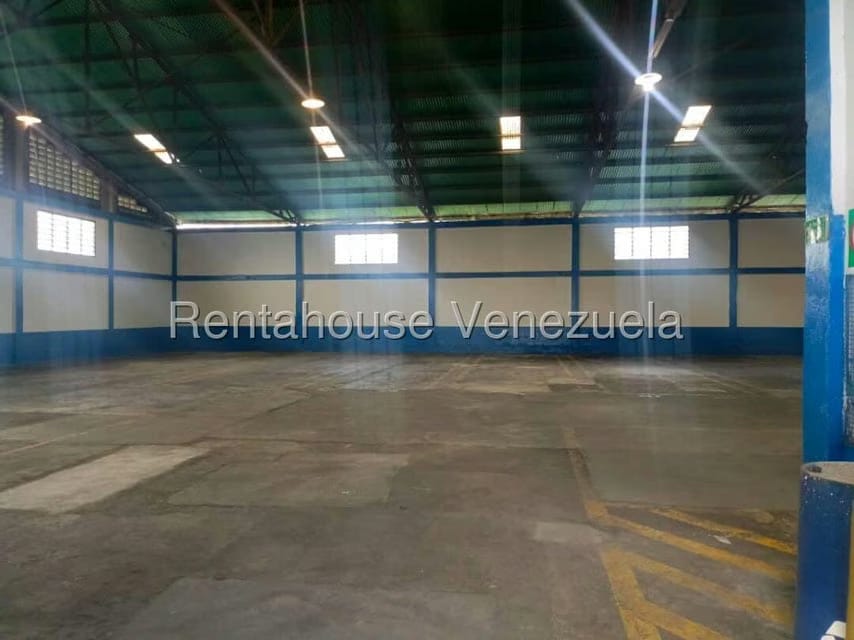 Comercial (Galpon - Deposito) en Alquiler en La Piedad Sur, Lara - 3