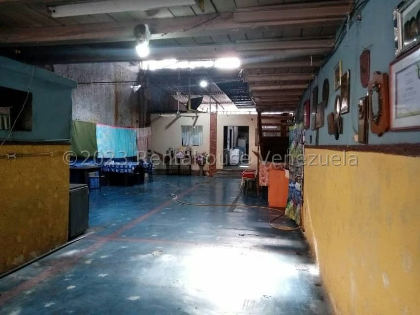 Casa (Colonial) en Venta en Centro, Carabobo - 2