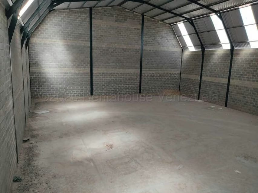 Comercial (Galpon - Deposito) en Venta en Parroquia Juan de Villegas, Lara - 21