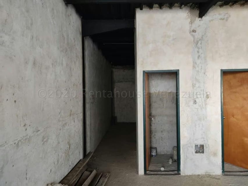 Comercial (Galpon - Deposito) en Venta en Parroquia Juan de Villegas, Lara - 10