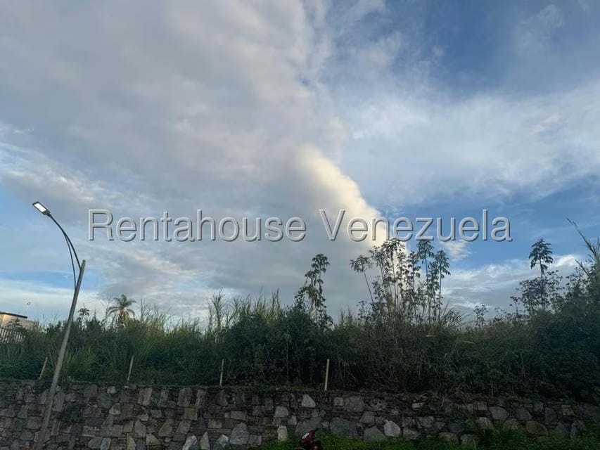 Terreno (Residencial) en Venta en La Lagunita Country Club, Distrito Metropolitano - 3