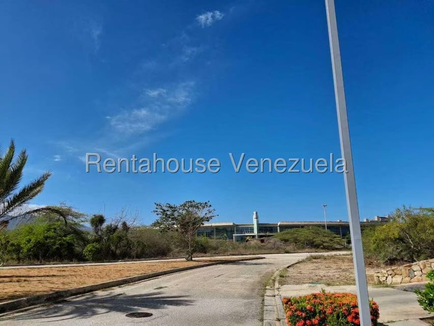 Apartamento (Planta Baja) en Venta en Maneiro, Nueva Esparta - 60