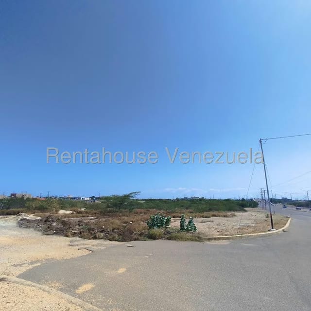 Terreno (Comercial) en Venta en Las Adjuntas, Falcon - 8