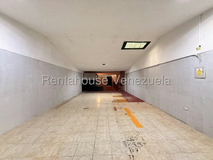Comercial (Local Comercial) en Alquiler en Las Mercedes, Lara - 2