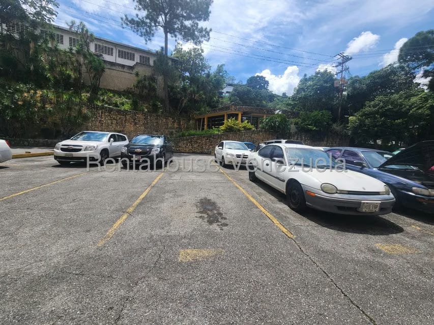 Apartamento (1 Nivel) en Alquiler en Los Guayabitos, Distrito Metropolitano - 26