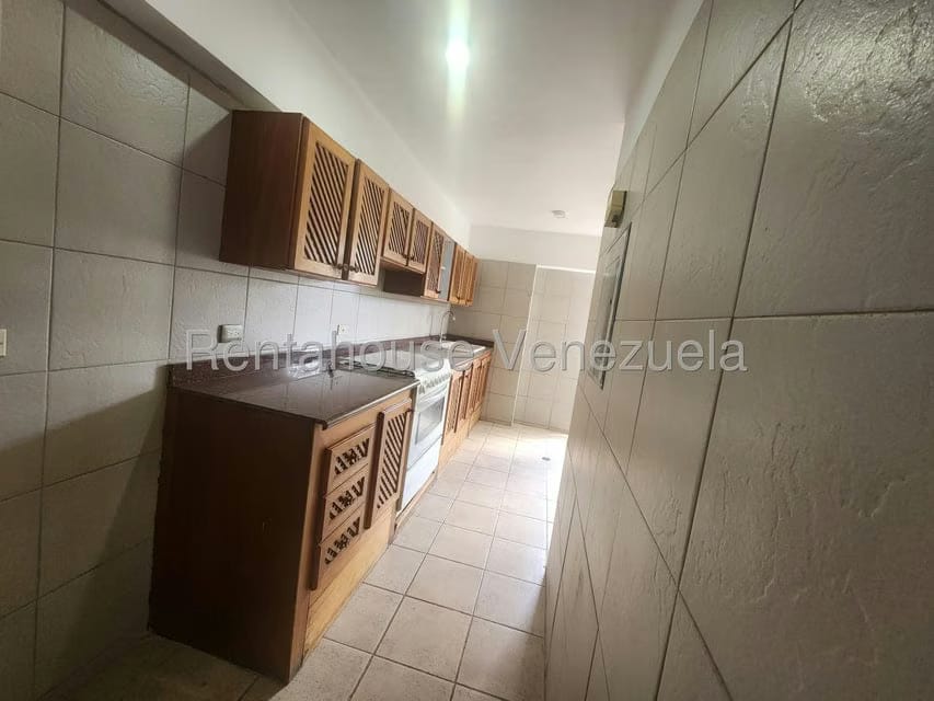 Apartamento (1 Nivel) en Alquiler en Los Guayabitos, Distrito Metropolitano - 9
