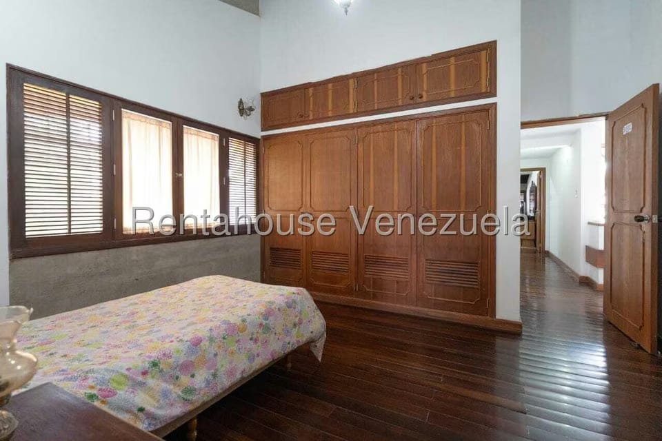 Casa (Duplex) en Venta en Lomas de La Lagunita, Distrito Metropolitano - 17