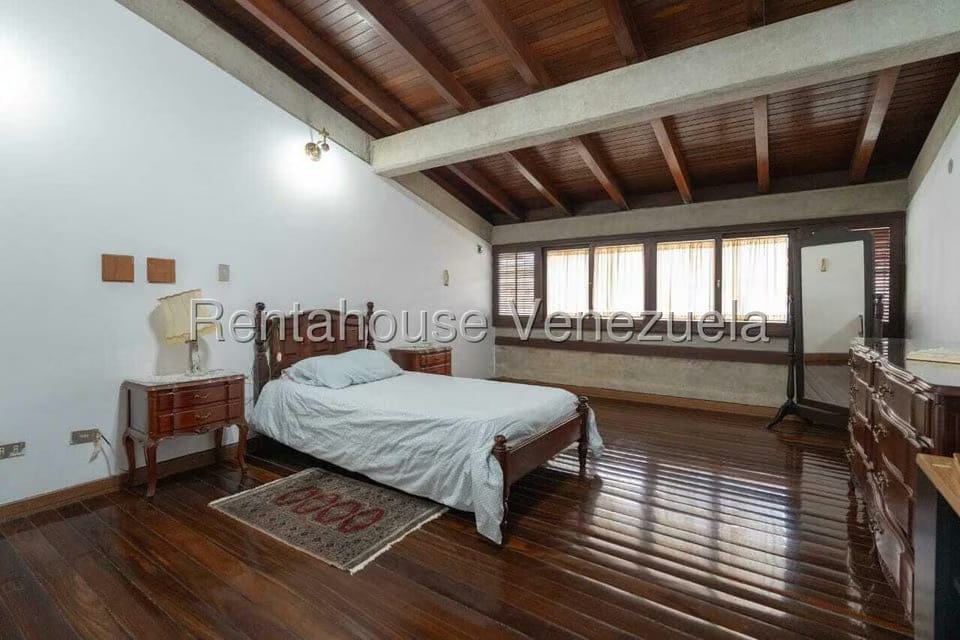 Casa (Duplex) en Venta en Lomas de La Lagunita, Distrito Metropolitano - 18