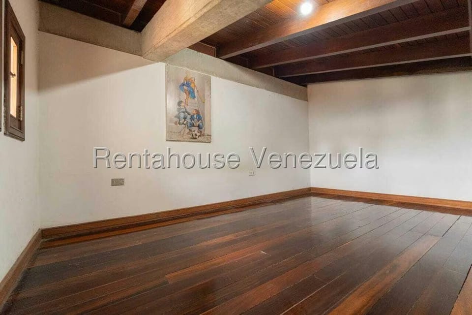 Casa (Duplex) en Venta en Lomas de La Lagunita, Distrito Metropolitano - 21