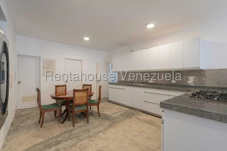 Casa (Duplex) en Venta en Lomas de La Lagunita, Distrito Metropolitano - 8