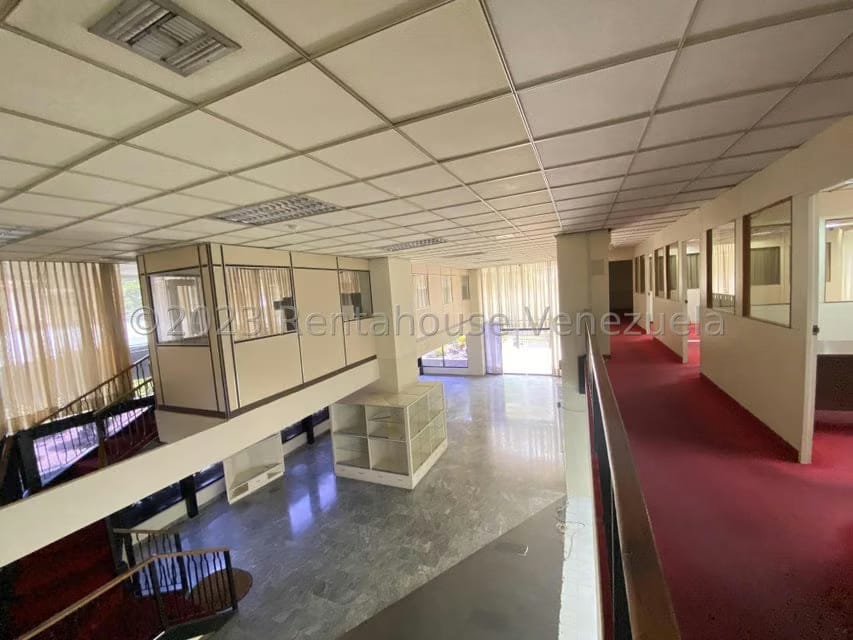 Comercial (Local Comercial) en Alquiler en Santa Eduvigis, Distrito Metropolitano - 14