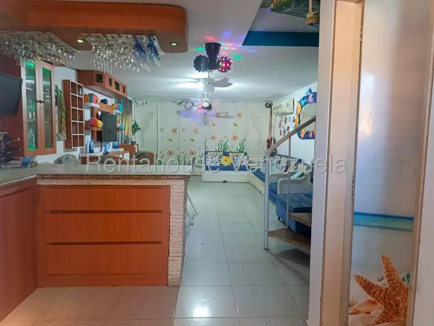 Apartamento (1 Nivel) en Venta en Los Canales de Rio Chico, Miranda - 2