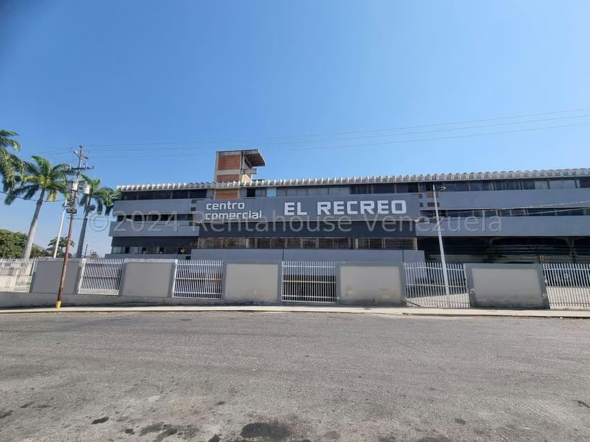 Comercial (Local Comercial) en Alquiler en Centro, Lara