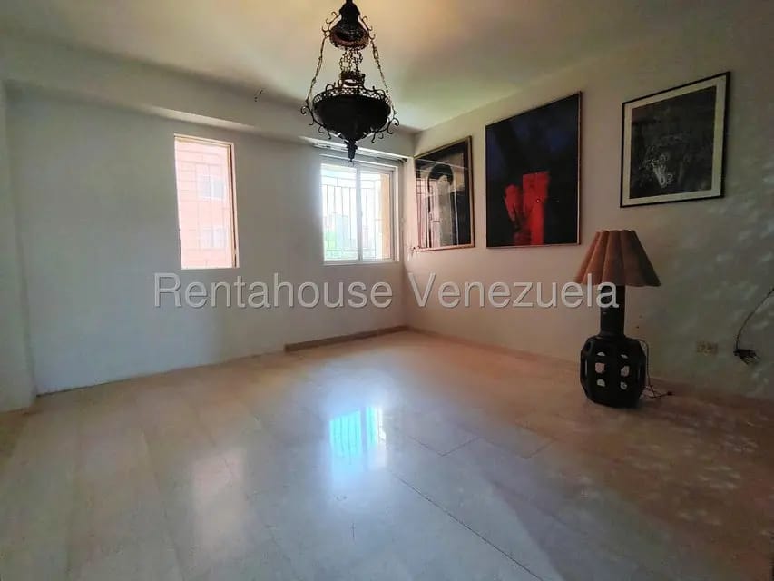 Apartamento (Multiples Niveles) en Venta en El Milagro, Zulia - 15