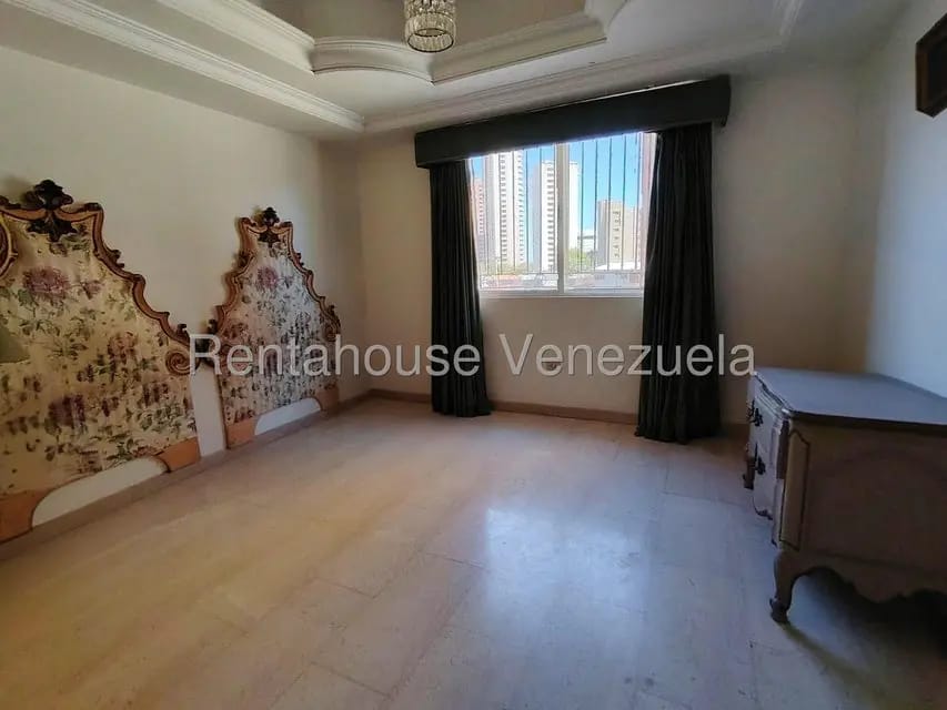 Apartamento (Multiples Niveles) en Venta en El Milagro, Zulia - 34