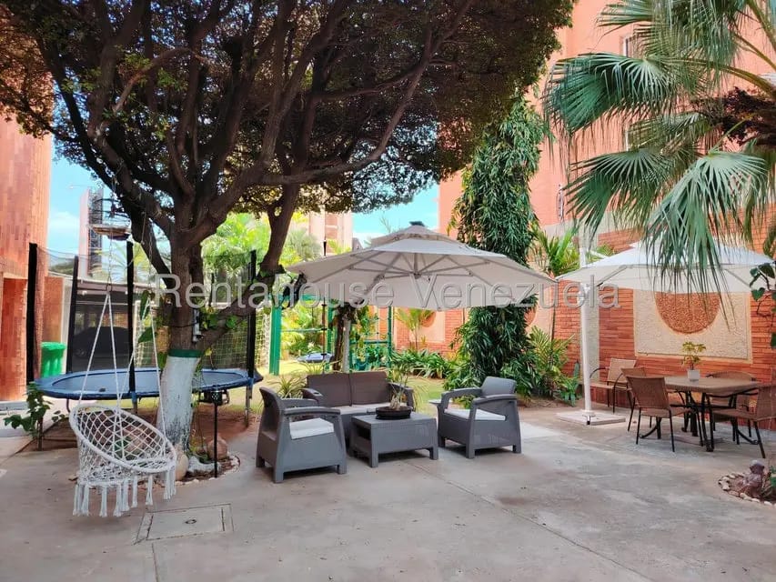 Apartamento (Multiples Niveles) en Venta en El Milagro, Zulia - 42