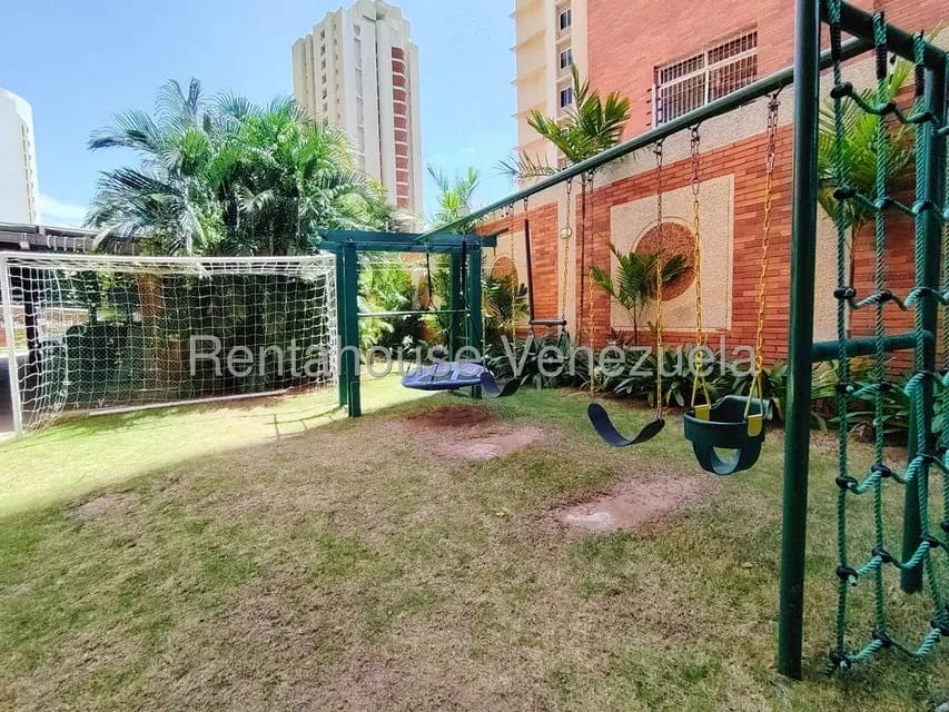 Apartamento (Multiples Niveles) en Venta en El Milagro, Zulia - 45