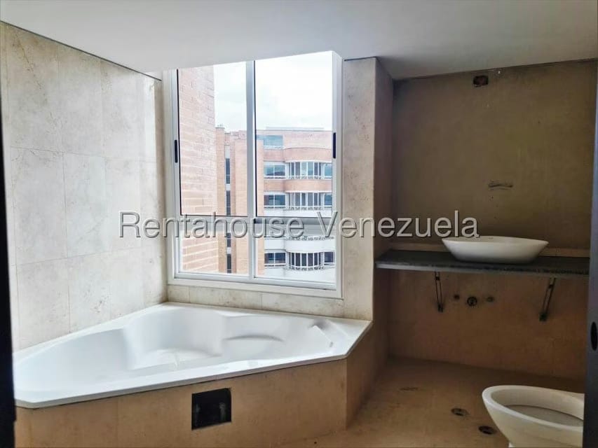 Apartamento (Penthouse) en Venta en Colinas de Valle Arriba / Mirador de Los Campitos, Distrito Metropolitano - 13