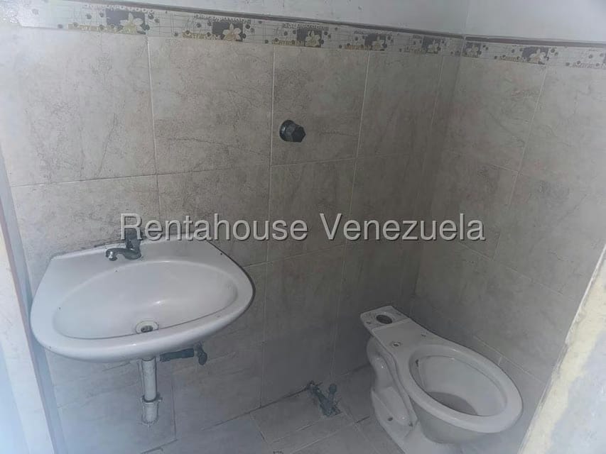 Comercial (Local Comercial) en Alquiler en Centro, Lara - 5