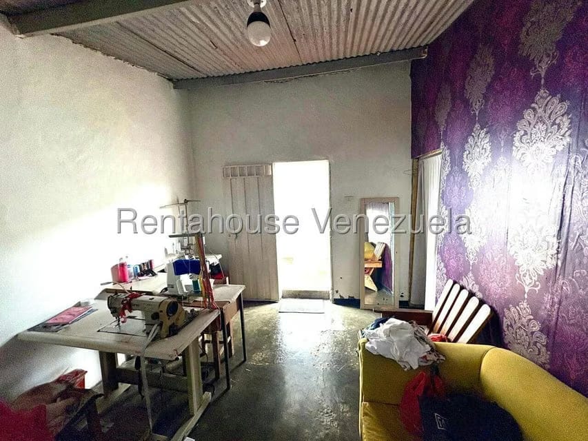 Casa (1 Nivel) en Venta en Centro, Lara - 14