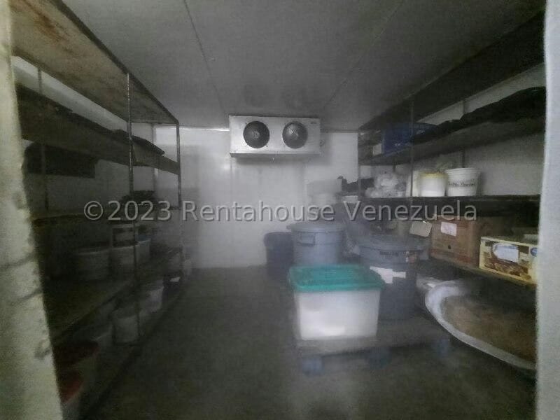 Comercial (Galpon - Deposito) en Venta en Centro, Lara - 16