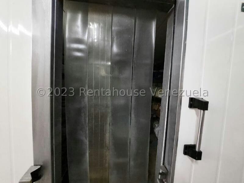 Comercial (Galpon - Deposito) en Venta en Centro, Lara - 18