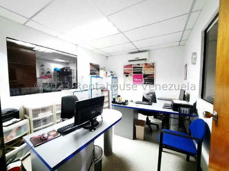 Comercial (Galpon - Deposito) en Venta en Centro, Lara - 4