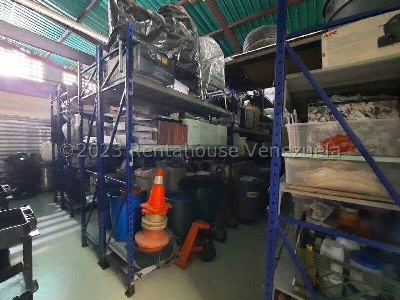 Comercial (Galpon - Deposito) en Venta en Centro, Lara - 32