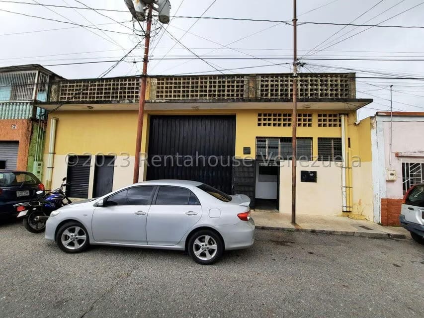 Comercial (Galpon - Deposito) en Venta en Centro, Lara - 37