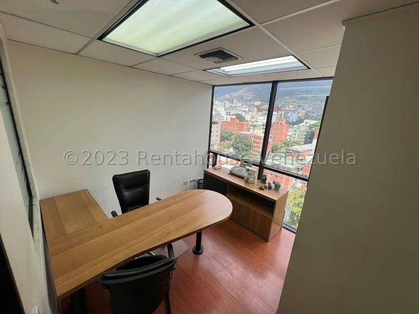 Comercial (Oficina) en Venta en Santa Eduvigis, Distrito Metropolitano - 13