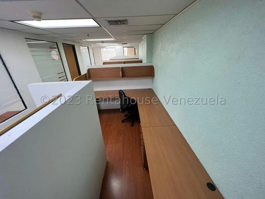 Comercial (Oficina) en Venta en Santa Eduvigis, Distrito Metropolitano - 17