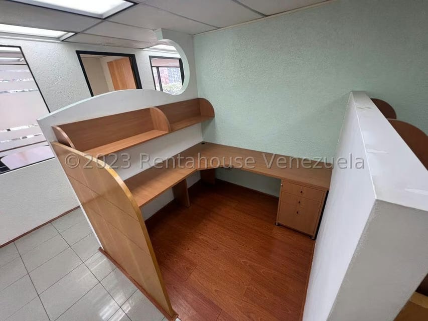 Comercial (Oficina) en Venta en Santa Eduvigis, Distrito Metropolitano - 31