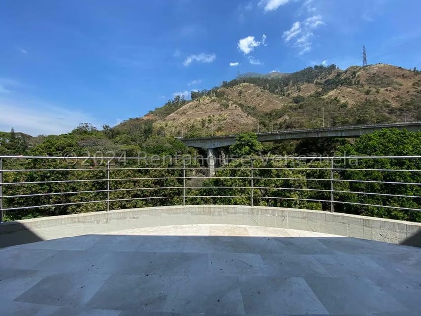 Apartamento (1 Nivel) en Venta en Los Chorros, Distrito Metropolitano - 19