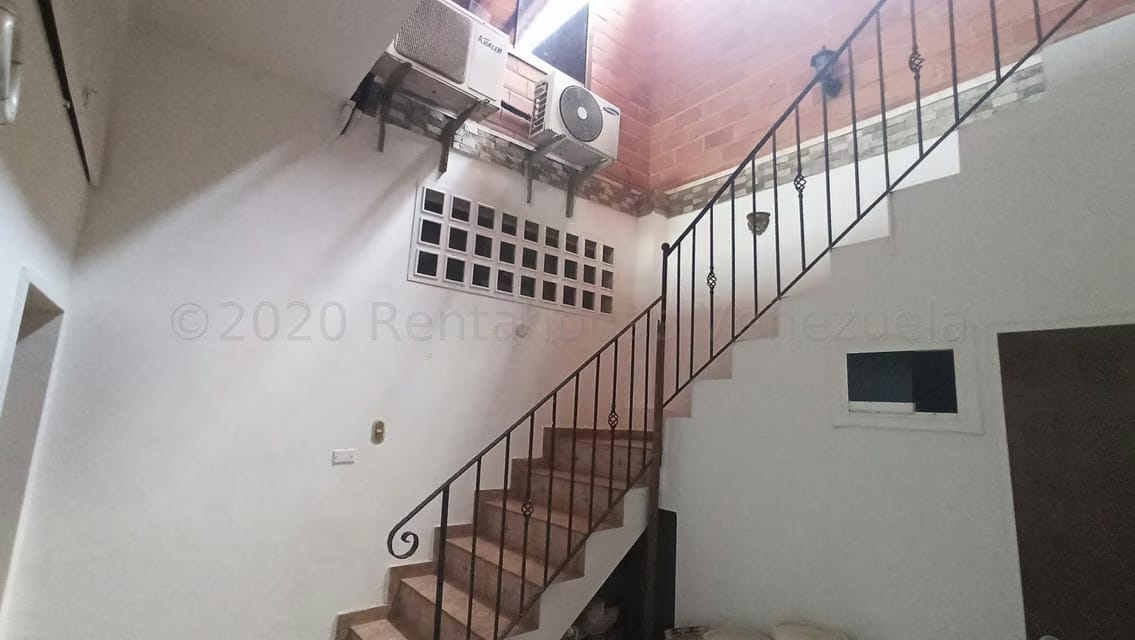 Casa (Duplex) en Venta en Intercomunal Turmero Maracay, Aragua - 39