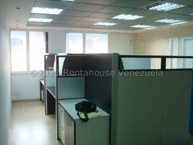 Comercial (Oficina) en Venta en Bello Monte, Distrito Metropolitano - 3