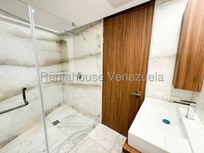 Apartamento (1 Nivel) en Venta en Las Mercedes, Distrito Metropolitano - 42