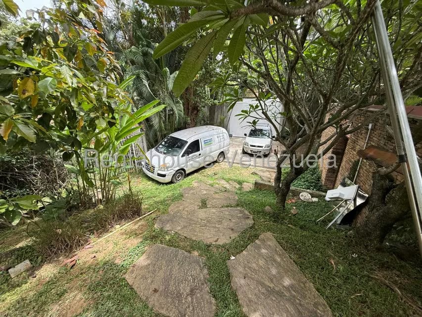Casa (Multipes Niveles) en Venta en Los Chorros, Distrito Metropolitano - 38