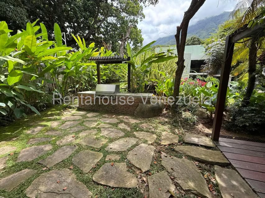 Casa (Multipes Niveles) en Venta en Los Chorros, Distrito Metropolitano - 41