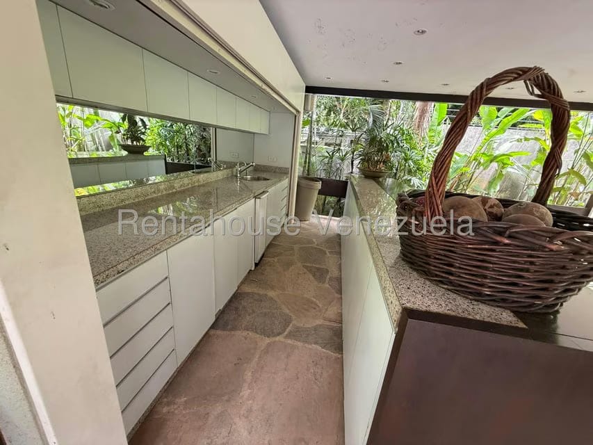 Casa (Multipes Niveles) en Venta en Los Chorros, Distrito Metropolitano - 43