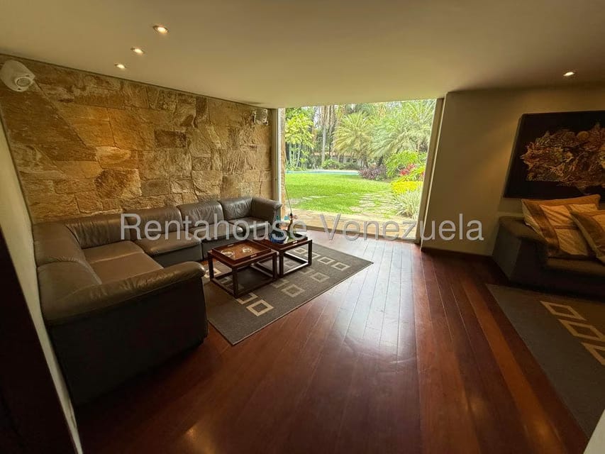 Casa (Multipes Niveles) en Venta en Los Chorros, Distrito Metropolitano - 53
