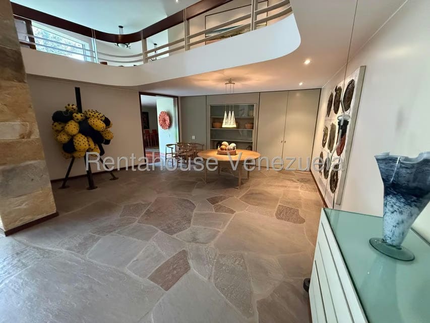 Casa (Multipes Niveles) en Venta en Los Chorros, Distrito Metropolitano - 55