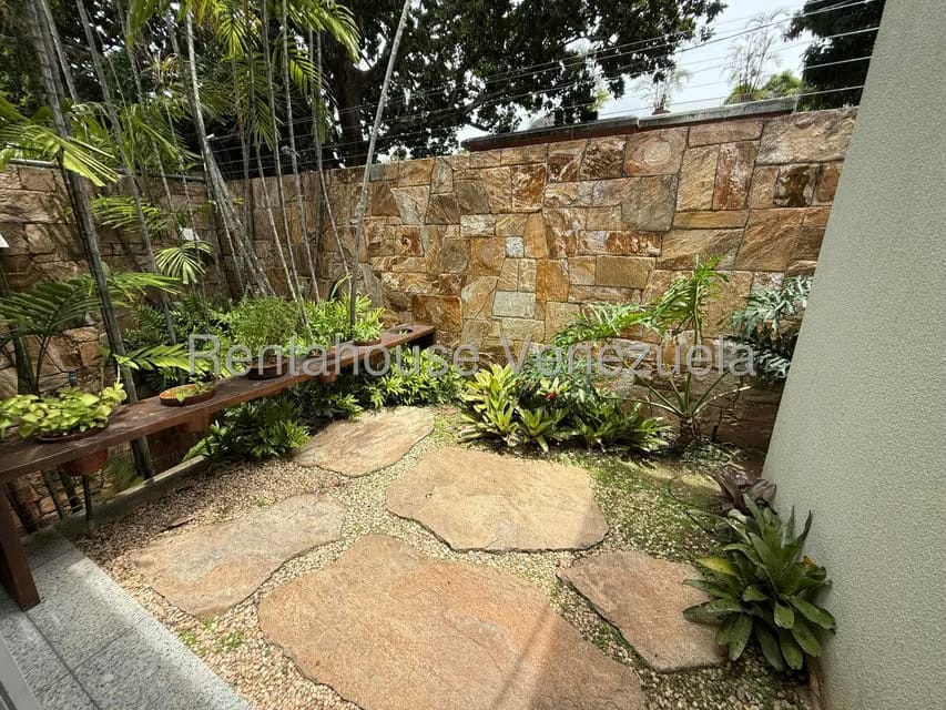 Casa (Multipes Niveles) en Venta en Los Chorros, Distrito Metropolitano - 71