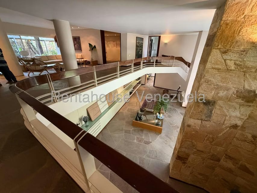 Casa (Multipes Niveles) en Venta en Los Chorros, Distrito Metropolitano - 75
