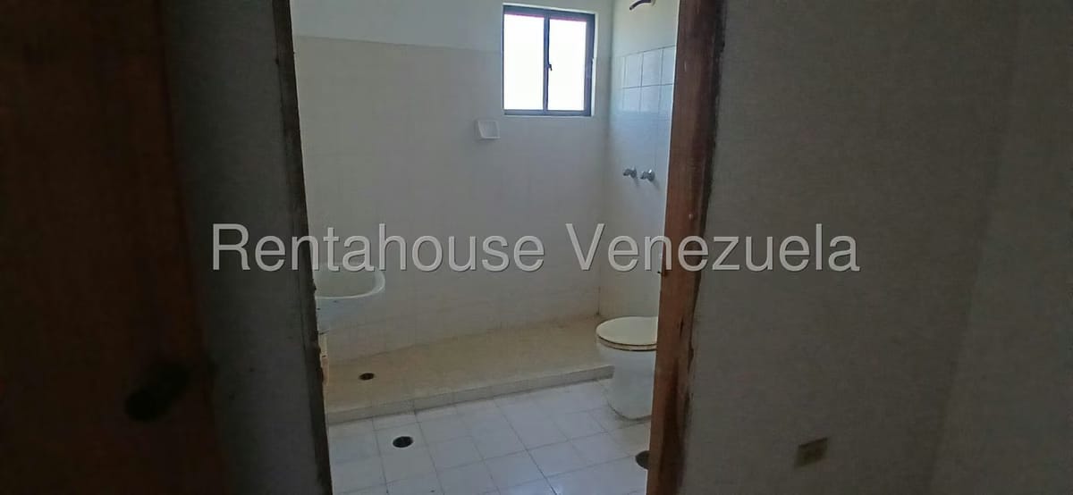 Apartamento (1 Nivel) en Venta en Cristobal Colon, Zulia - 11