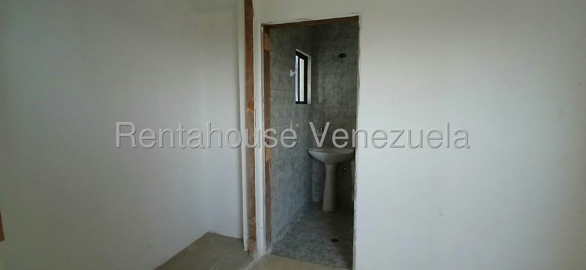 Apartamento (1 Nivel) en Venta en Cristobal Colon, Zulia - 9
