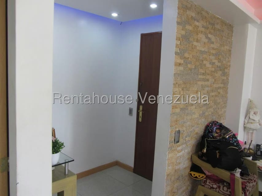 Apartamento (1 Nivel) en Venta en Colinas de La California, Distrito Metropolitano - 4