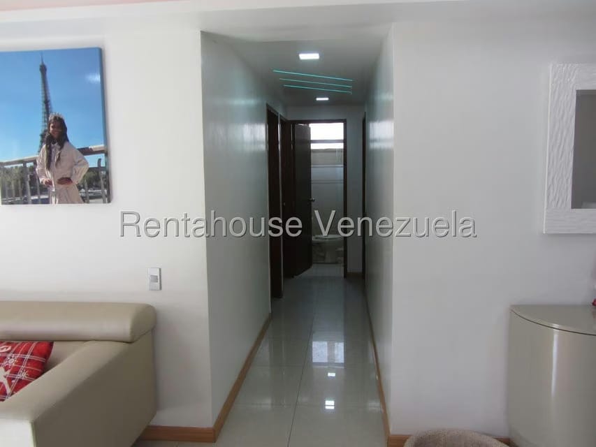Apartamento (1 Nivel) en Venta en Colinas de La California, Distrito Metropolitano - 8