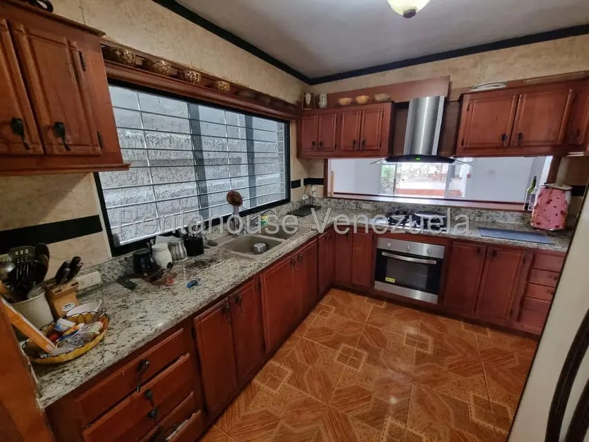 Casa (Multipes Niveles) en Venta en Parroquia Milla, Merida - 8