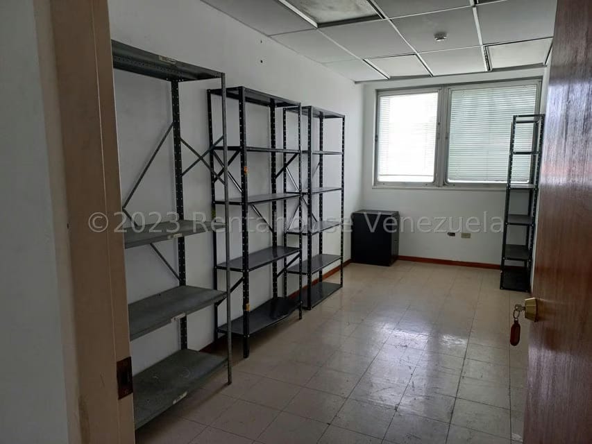 Comercial (Oficina) en Alquiler en Macaracuay, Distrito Metropolitano - 24